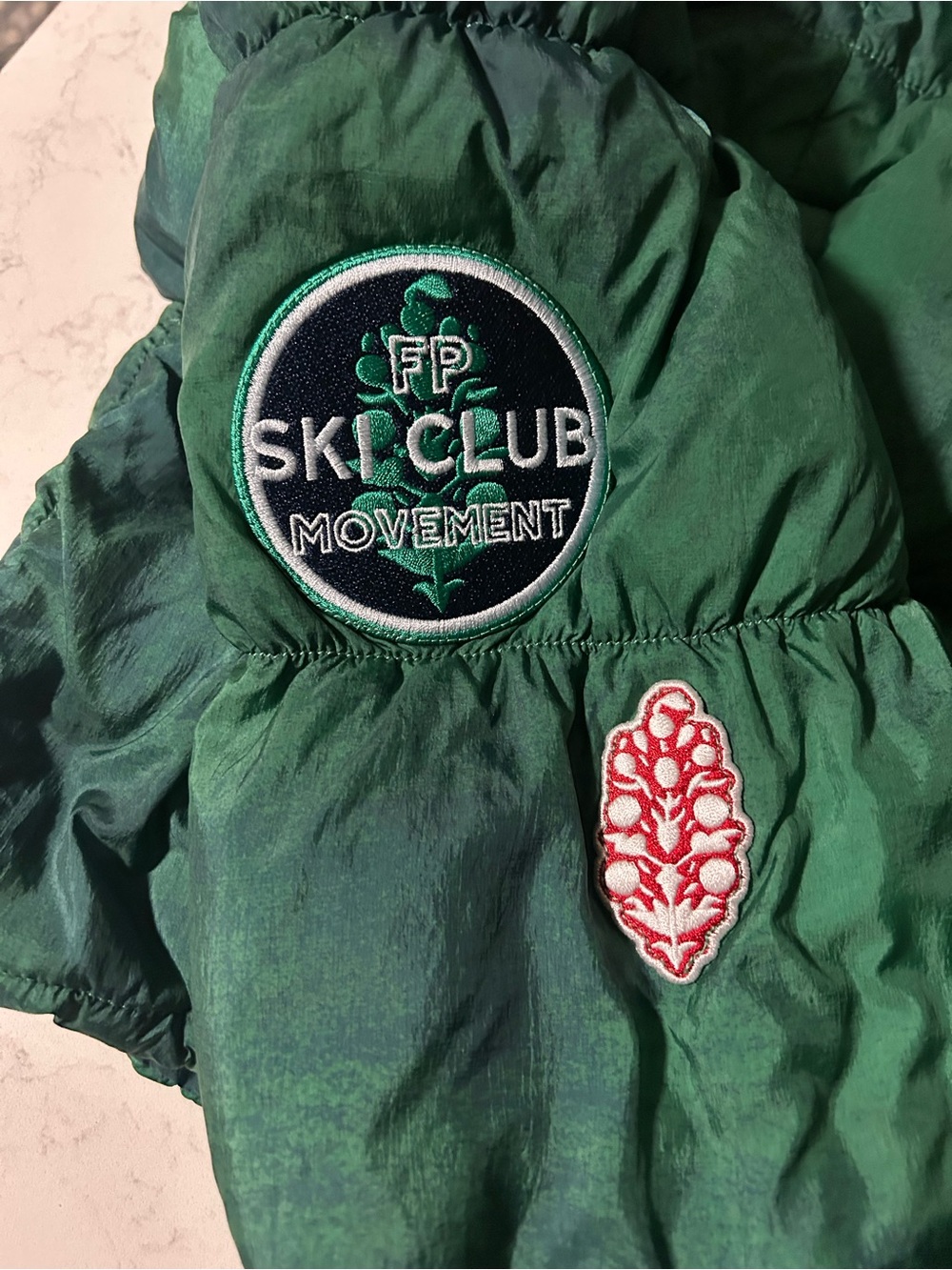 New RARE Free People Movement In A Bubble Patch Puffer Jacket in Evergreen - Picture 10 of 16
